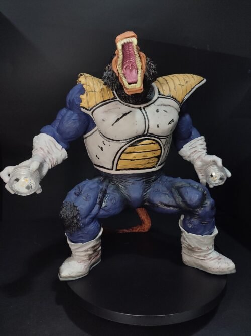 Figura Ozaru Vegeta con Alumbrado Led-Dragon Ball