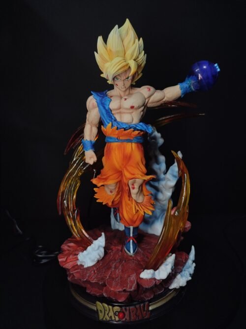 Figura Goku Super Saiyan sobre base con sistema FDS - Dragon Ball