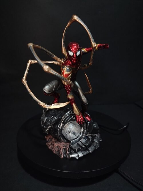Figura Iron Spiderman  sistema FDS  y Alumbrado Led-Dragon Ball