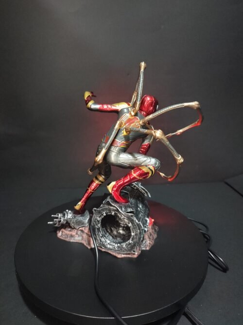 Figura Iron Spiderman  sistema FDS  y Alumbrado Led-Dragon Ball