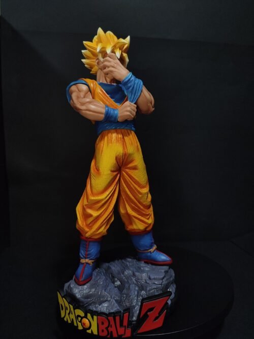 Figuras Super Saiyans Goku y Vegeta-Dragon Ball