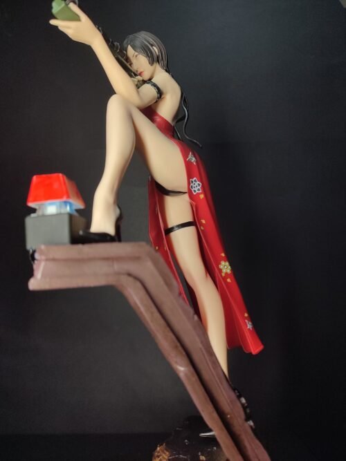 Figura de Ada Wong con sistema FDS - Resident Evil 4