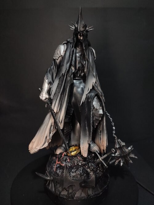 Figura Rey Nazgul con sistema FDS y alumbrado Led - El Señor de los Anillos