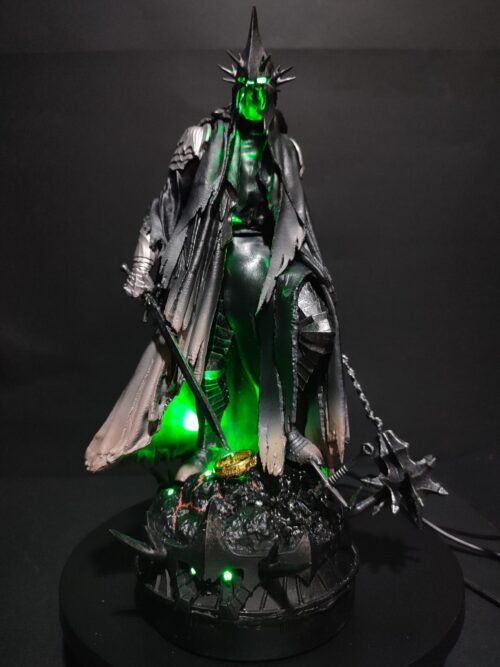 Figura Rey Nazgul con sistema FDS y alumbrado Led - El Señor de los Anillos