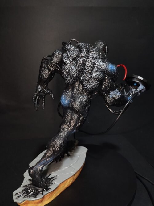 Figura de Venom con sistema FDS