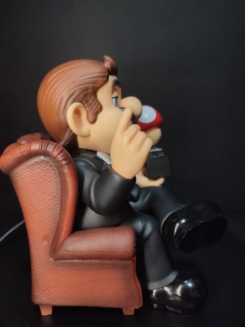 Figura de Mario Bros edición El Padrino con sistema FDS -Super Mario