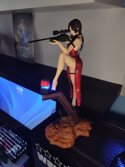 Figura de Ada Wong con sistema FDS - Resident Evil 4