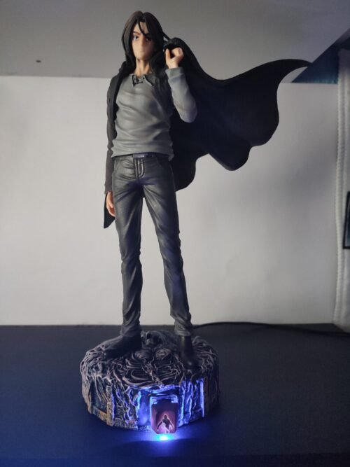 Figura Eren Yeager dual mode con sistema FDS - Ataque a los Titanes
