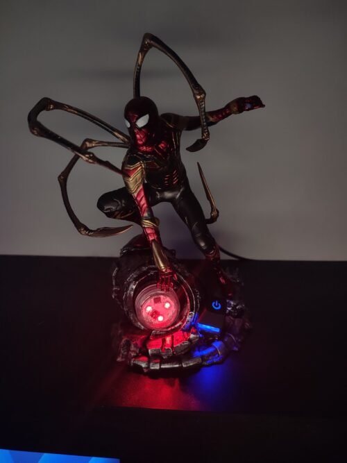 Figura Iron Spiderman  sistema FDS  y Alumbrado Led-Dragon Ball