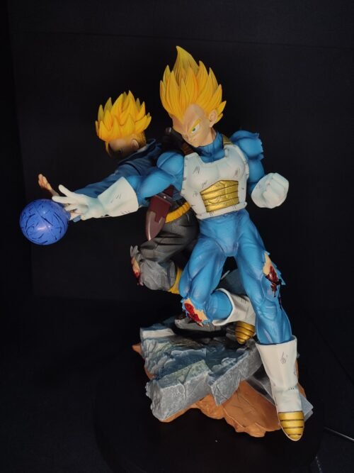 Figura Vegeta-Trunks Super Saiyans con sistema FDS y Alumbrado-Dragon Ball