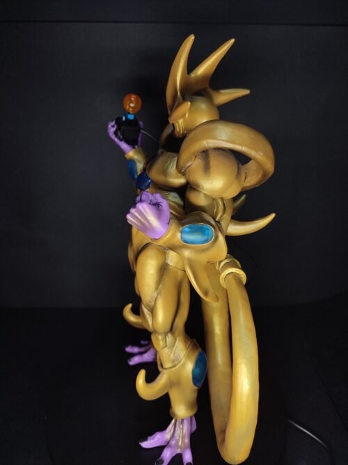 Figura Gold Cooler con sistema FDS - Dragon Ball