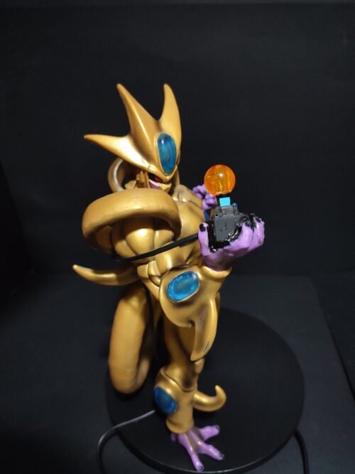 Figura Gold Cooler con sistema FDS - Dragon Ball