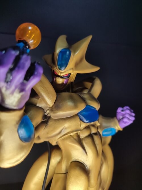 Figura Gold Cooler con sistema FDS - Dragon Ball